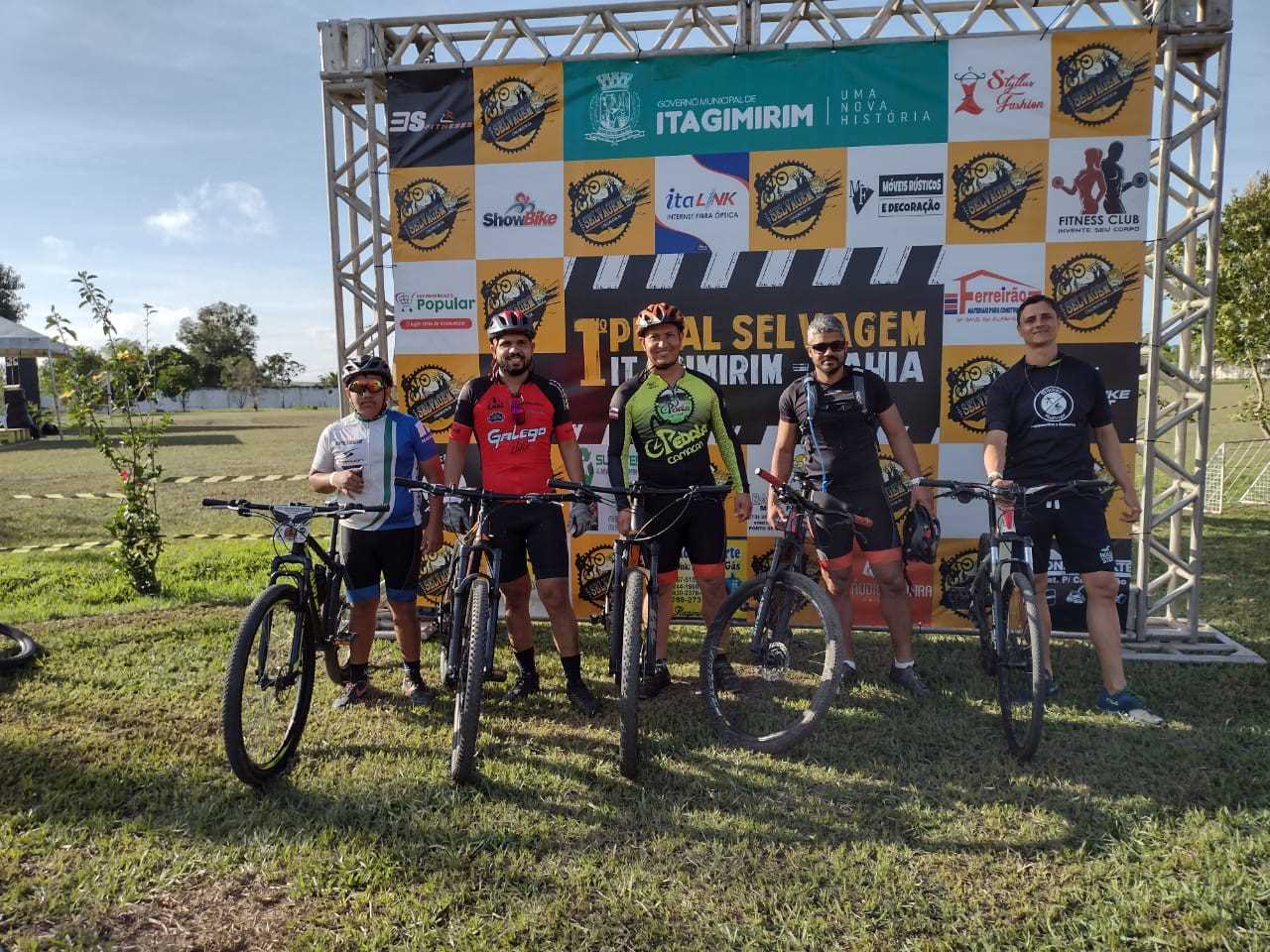 Camacã: Com total apoio da prefeitura equipe de Ciclistas participa de passeio em Itagimirim